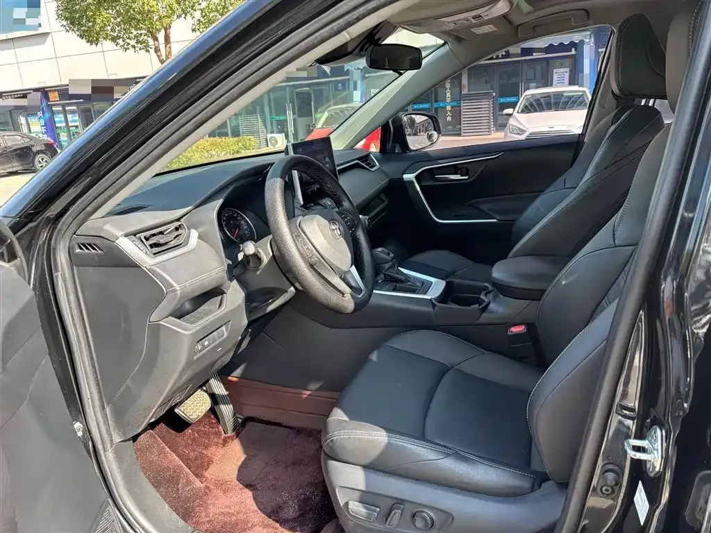 Toyota Wildlander 2021 из CN, фото 7