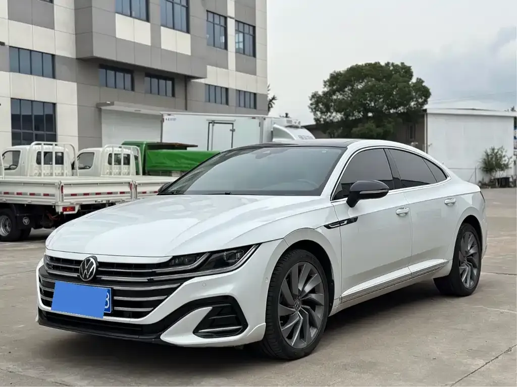 Volkswagen CC 2021 из CN, фото 1