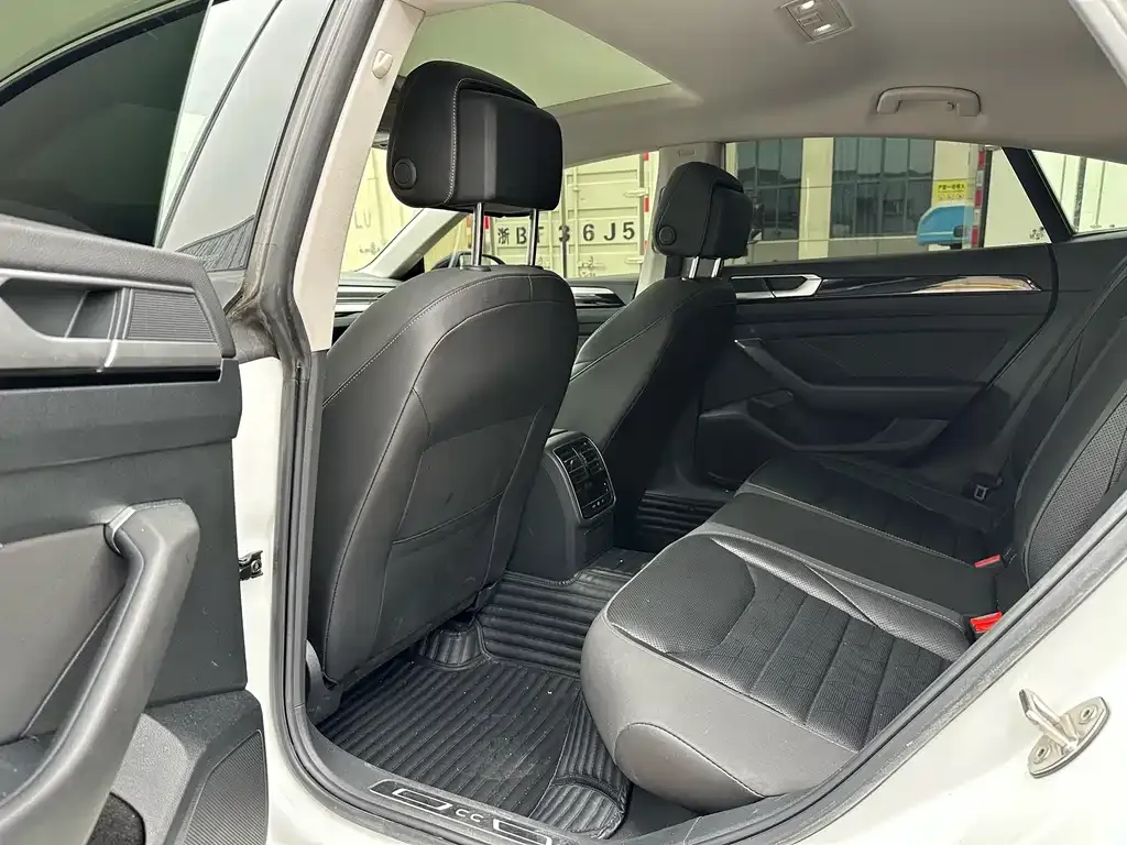 Volkswagen CC 2021 из CN, фото 5
