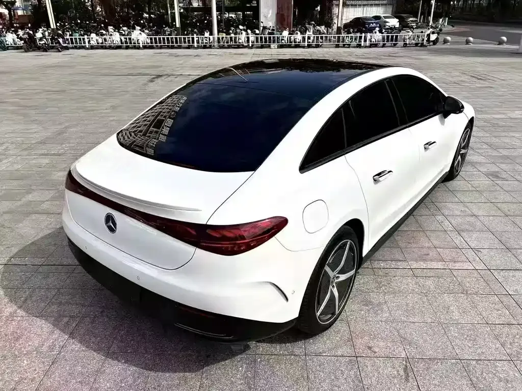 Mercedes-Benz EQE 2023 из CN, фото 8