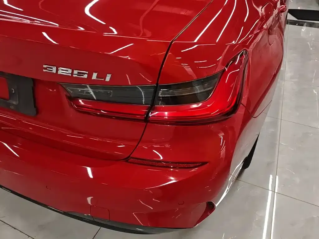 BMW 3 Series 2021 из CN, фото 8