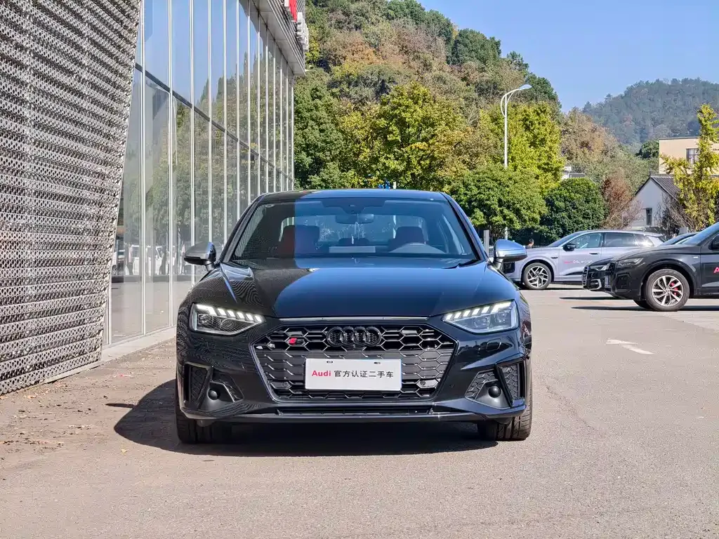 Audi S4 2025 из CN, фото 2