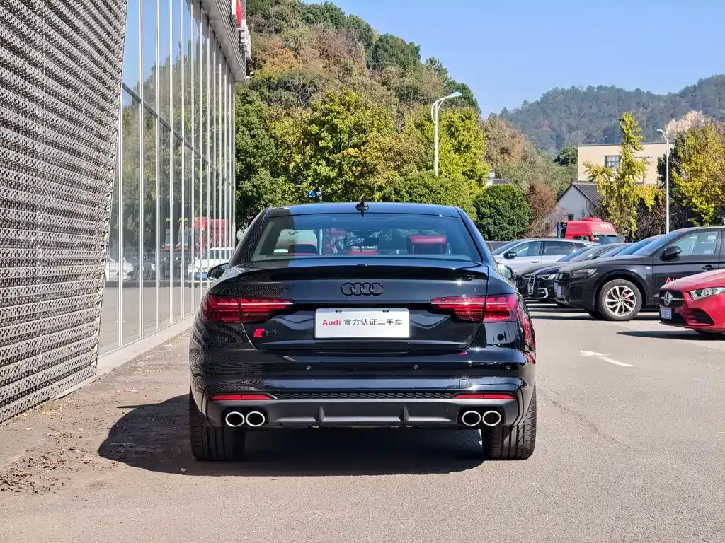 Audi S4 2025 из CN, фото 4