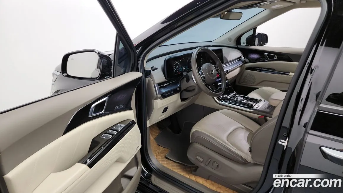 Kia Carnival — фото 10