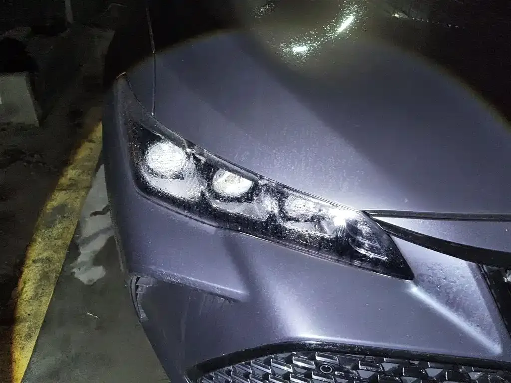 Toyota Avalon 2022 из CN, фото 8