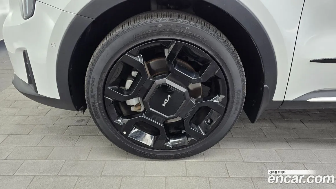 Kia Sorento — фото 5