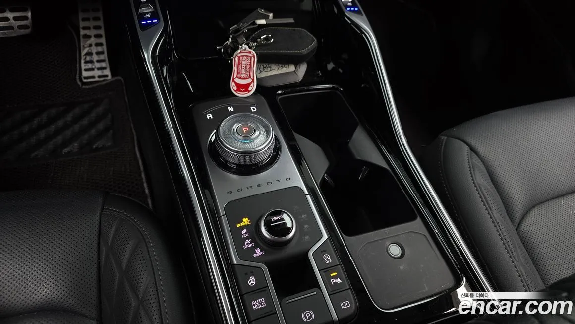 Kia Sorento — фото 9