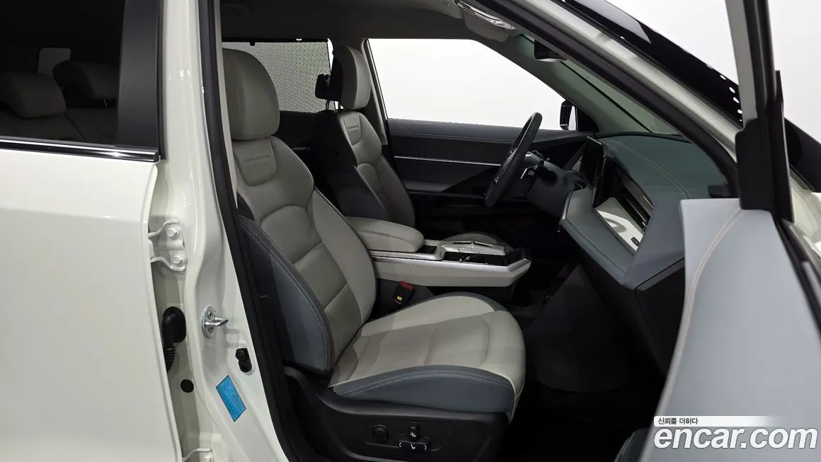 KG Mobility (Ssangyong) Torres 2024 из KR, фото 10