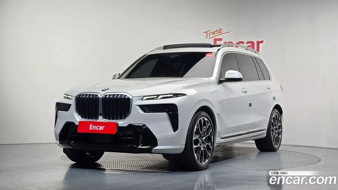 BMW X7 — фото 1