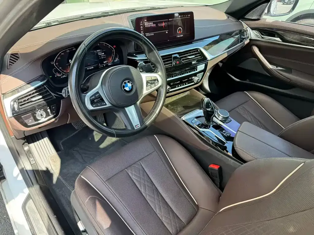 BMW 5 Series — фото 3