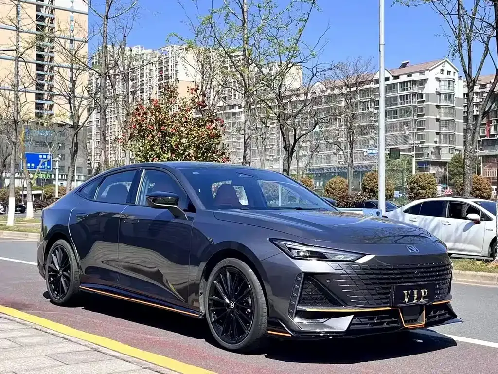 Changan UNI-V 2023 из CN, фото 3