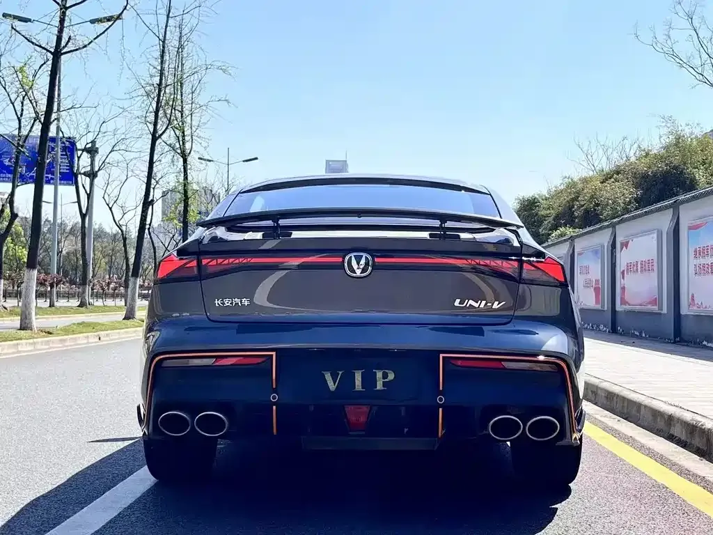Changan UNI-V 2023 из CN, фото 8