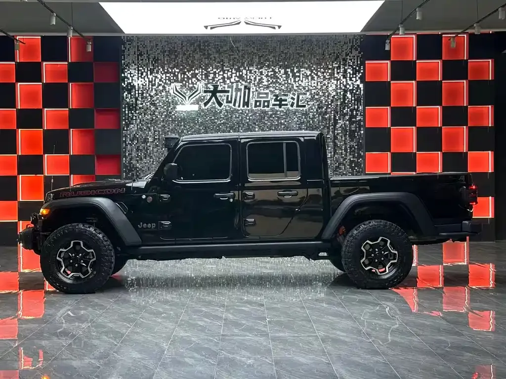Jeep Gladiator — фото 3