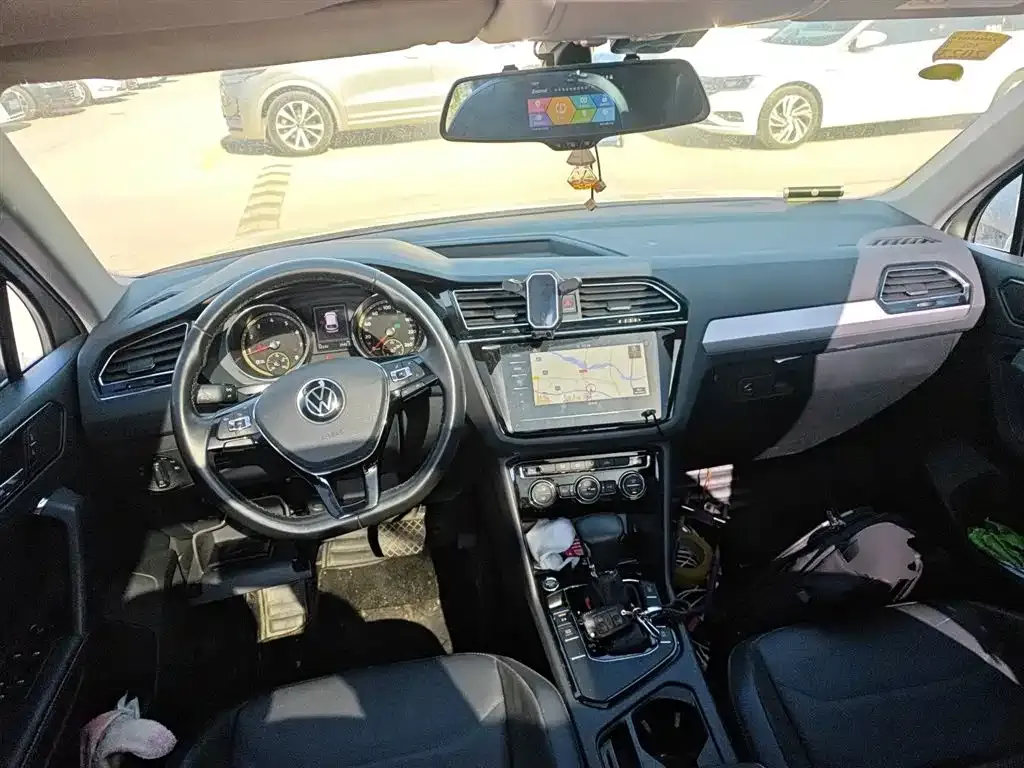 Volkswagen Tiguan L 2021 из CN, фото 10