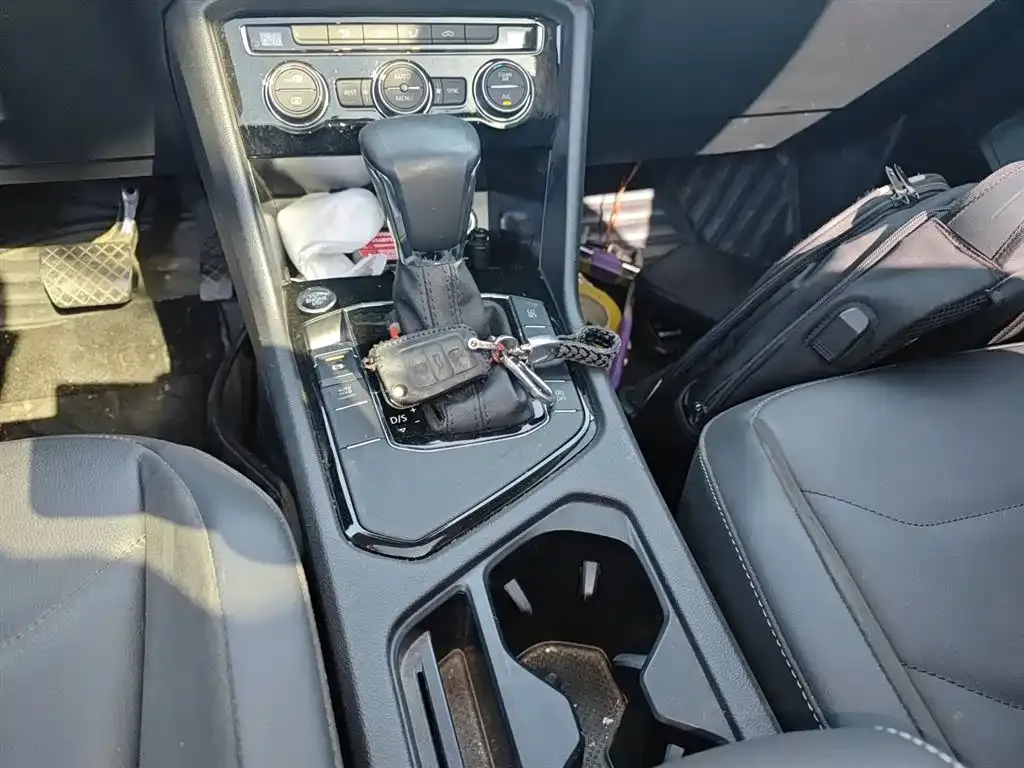 Volkswagen Tiguan L 2021 из CN, фото 9