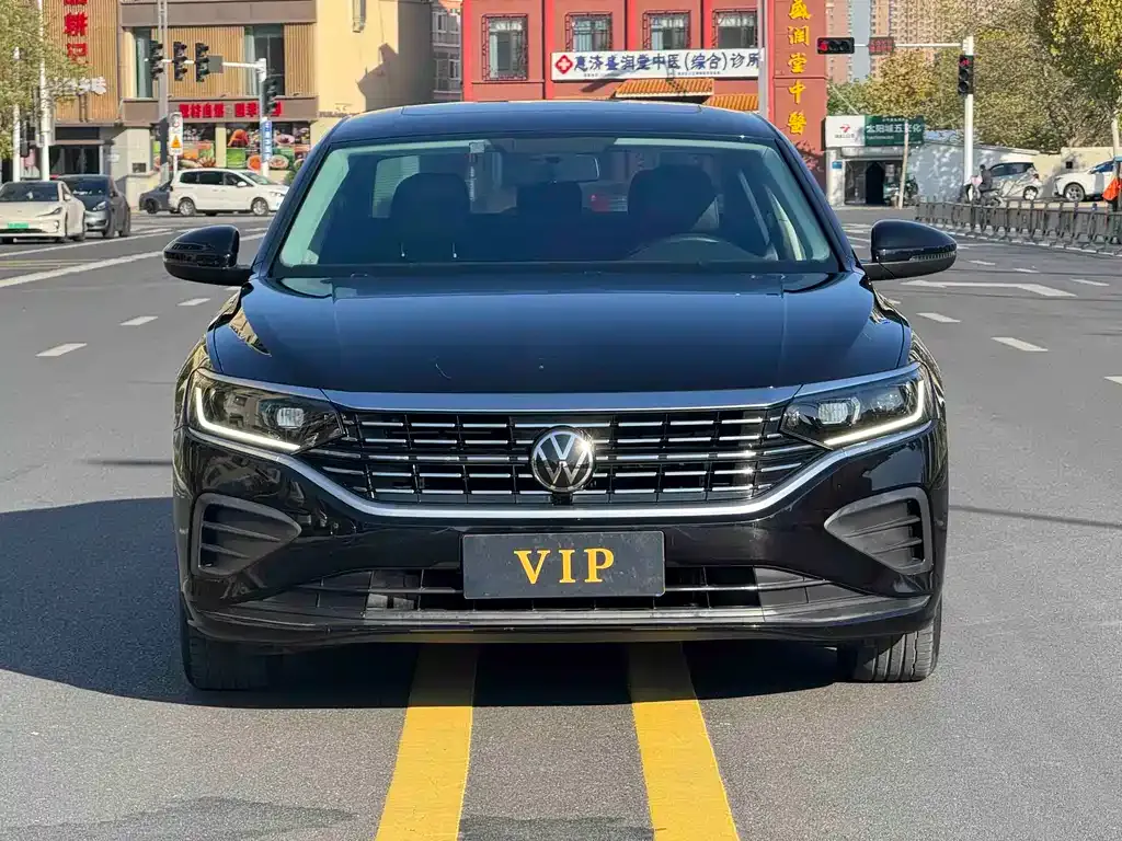 Volkswagen Passat 2023 из CN, фото 5