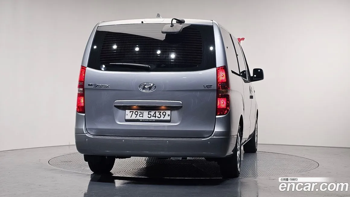 Hyundai Starex — фото 4