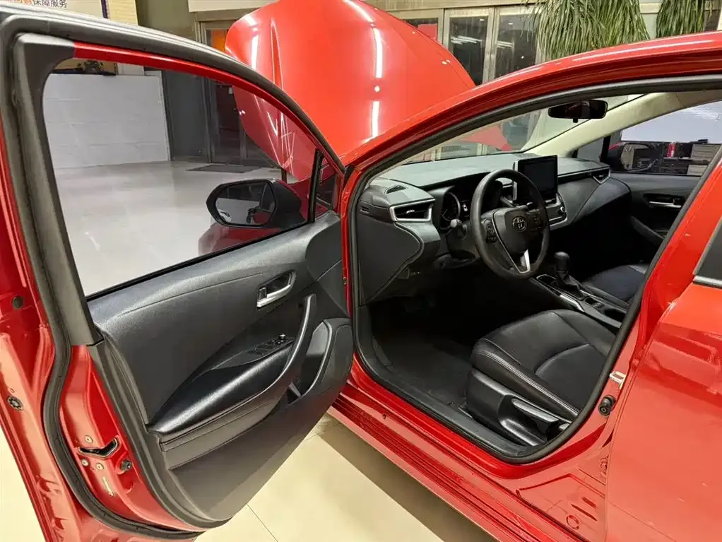 Toyota Corolla 2021 из CN, фото 8