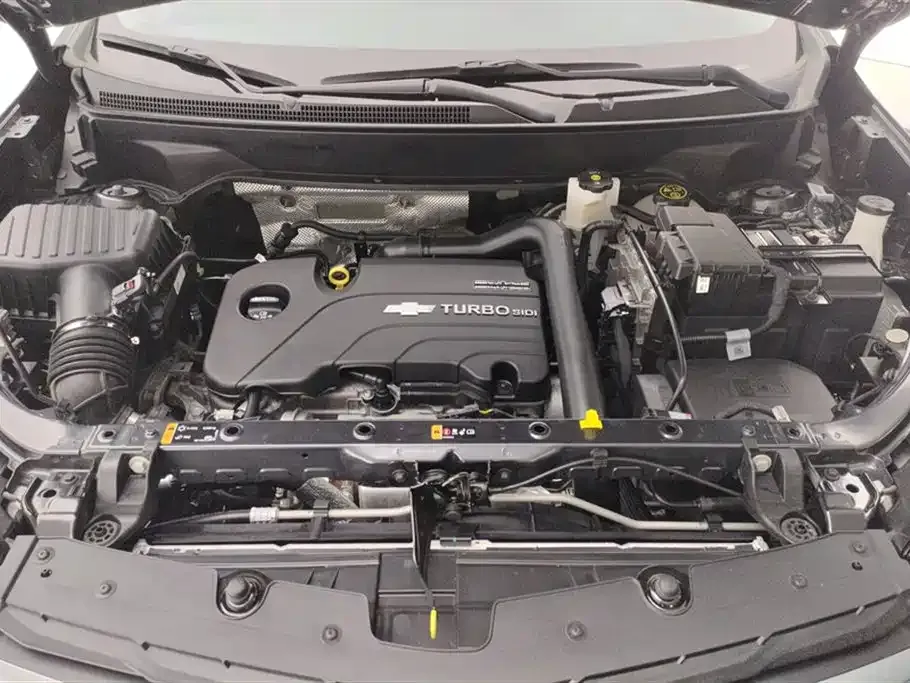 Chevrolet Equinox 2023 из CN, фото 10