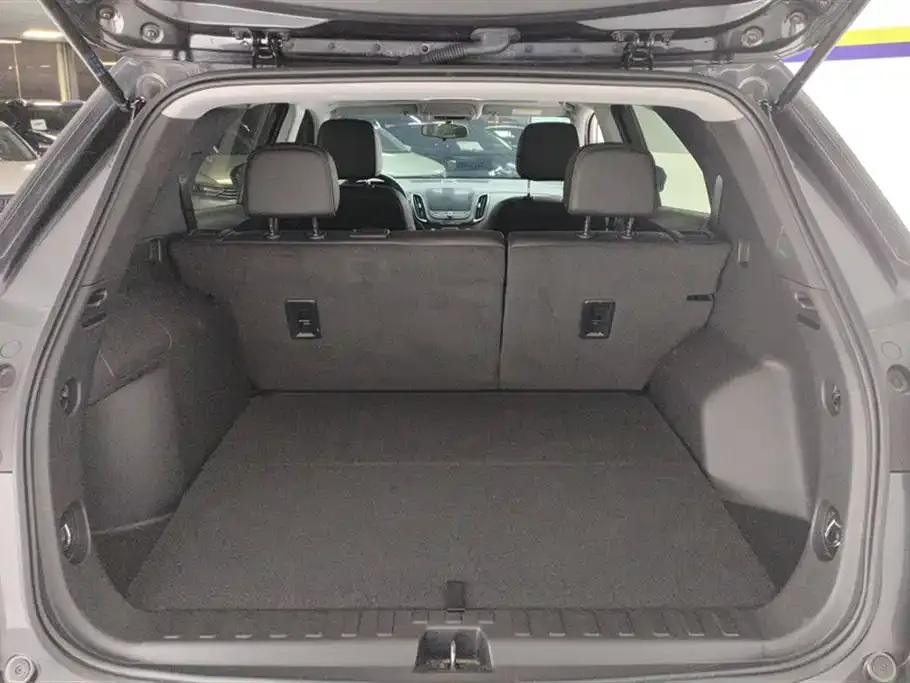 Chevrolet Equinox 2023 из CN, фото 4