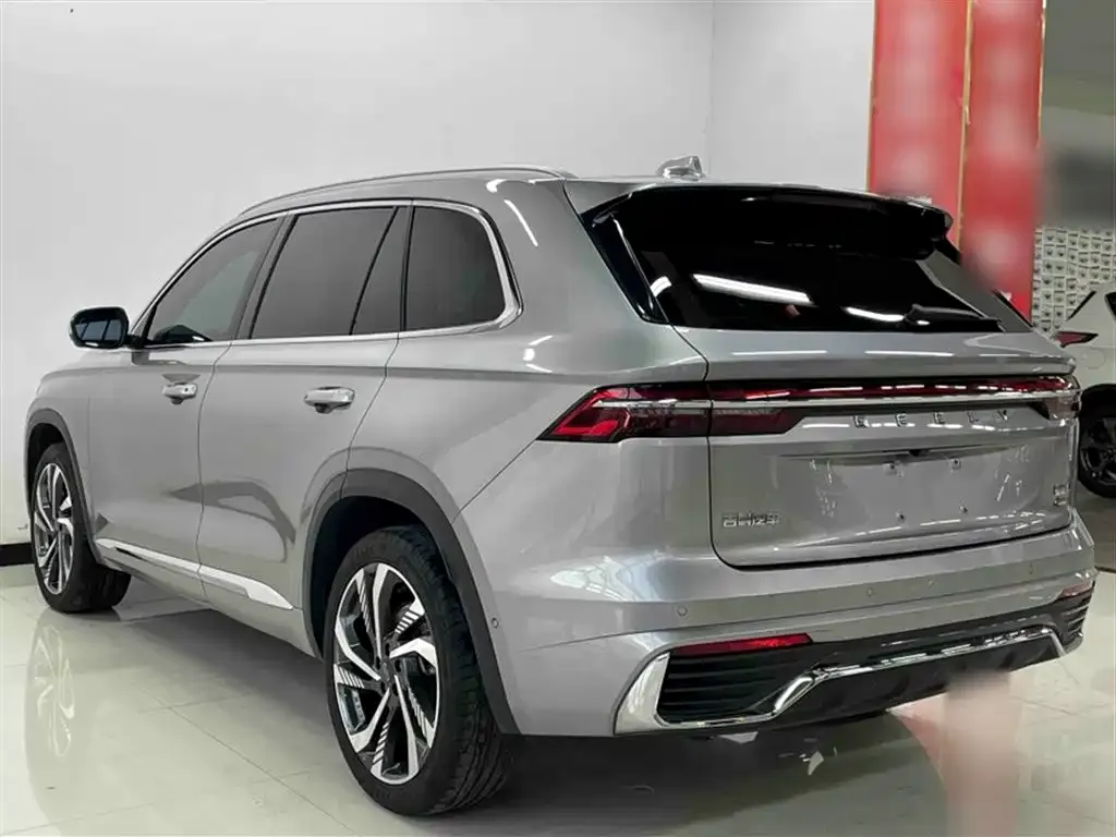 Geely Xingyue L — фото 8