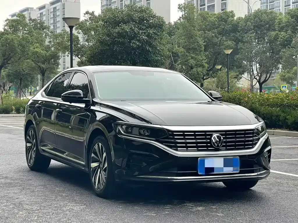 Volkswagen Passat — фото 2