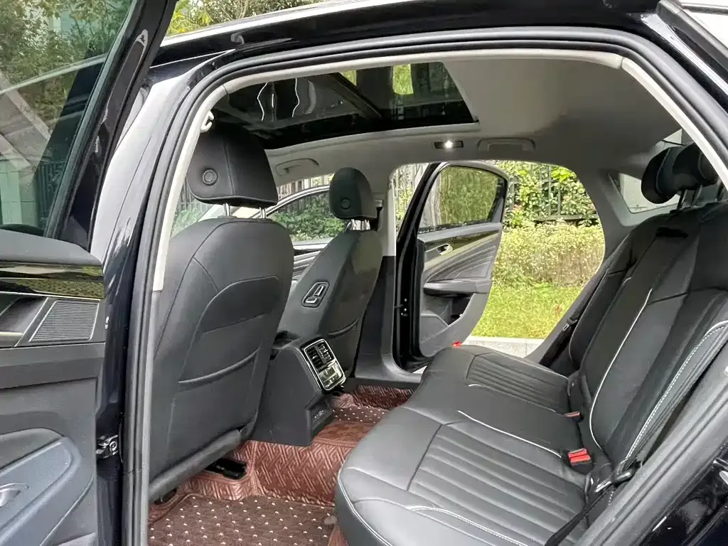 Volkswagen Passat — фото 9