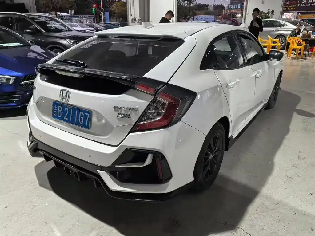 Honda Civic — фото 3