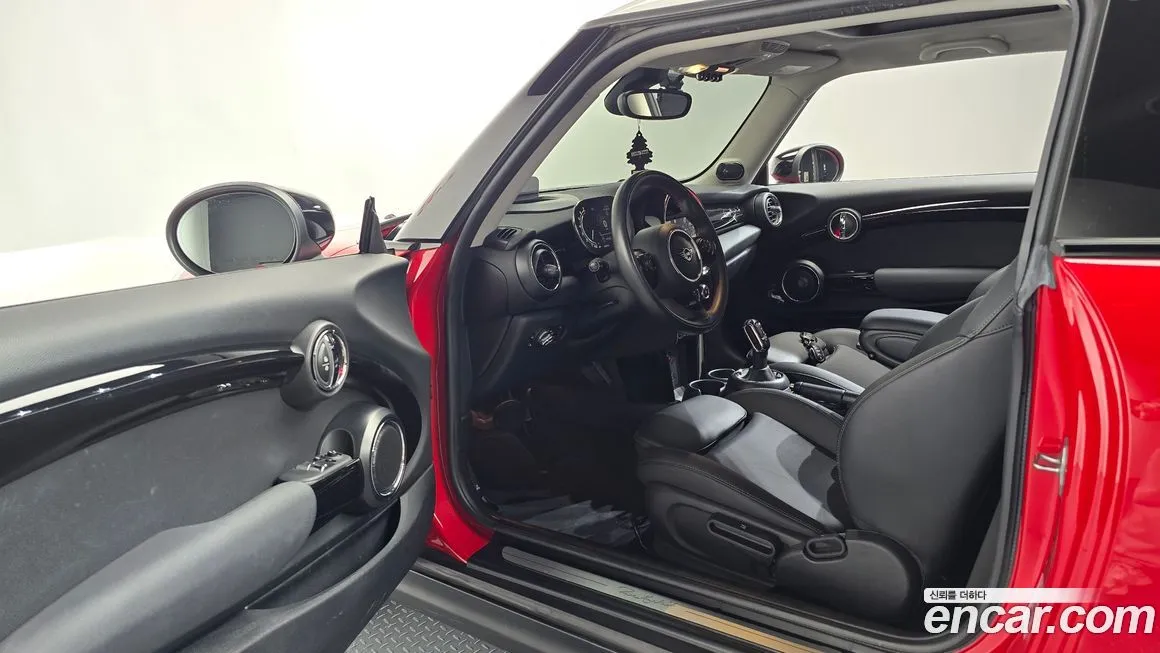 Mini Cooper 2021 из KR, фото 10