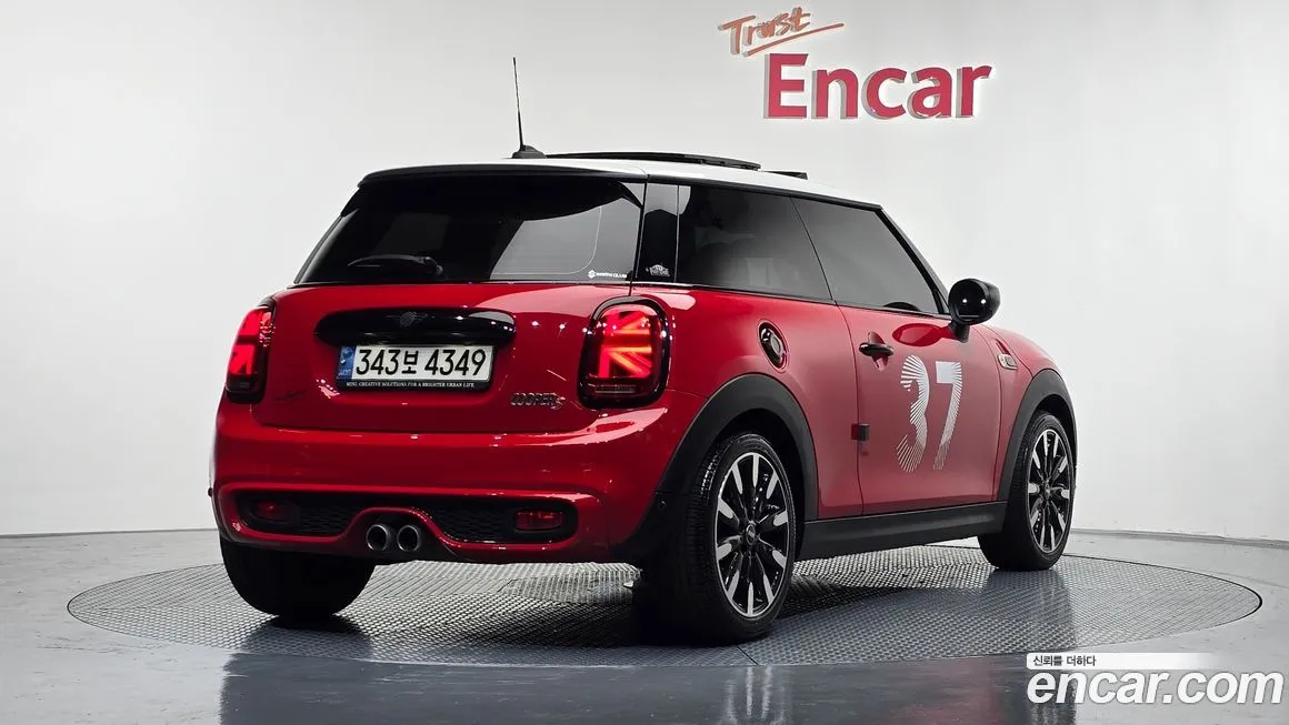 Mini Cooper 2021 из KR, фото 2