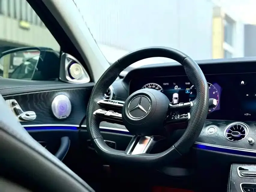 Mercedes-Benz E-Class (Import) — фото 7