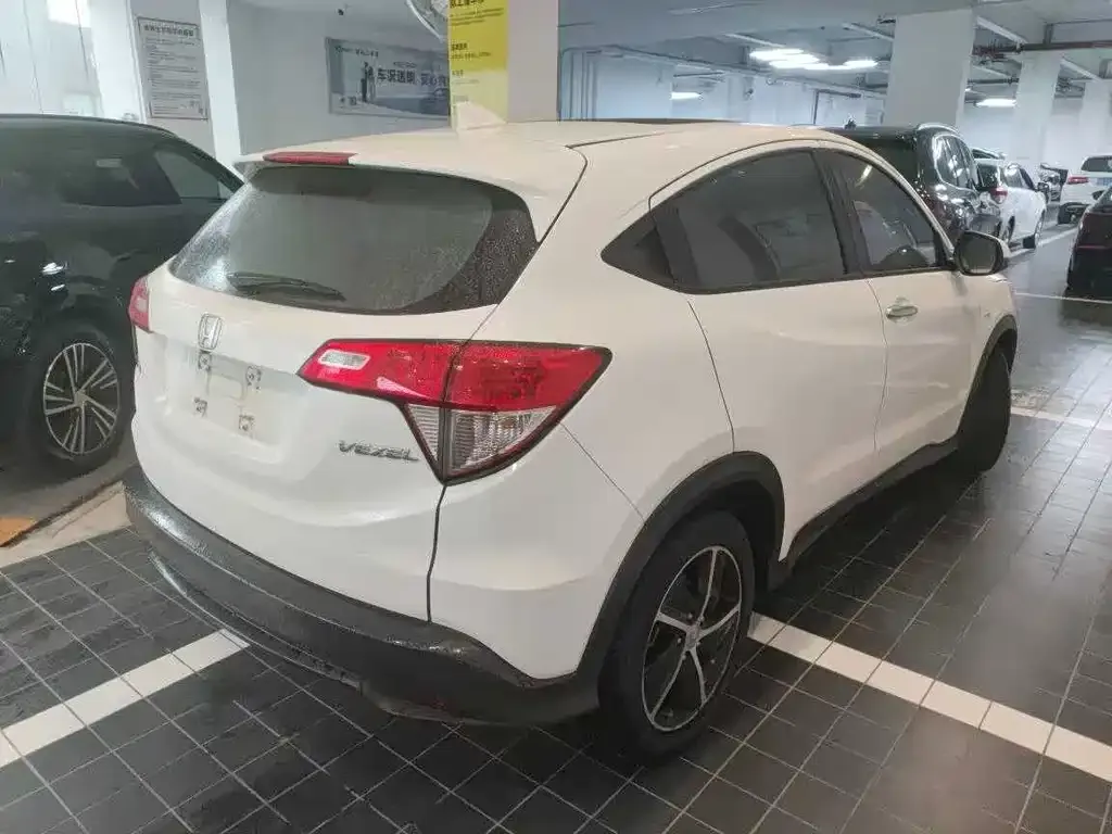 Honda Vezel 2022 из CN, фото 3