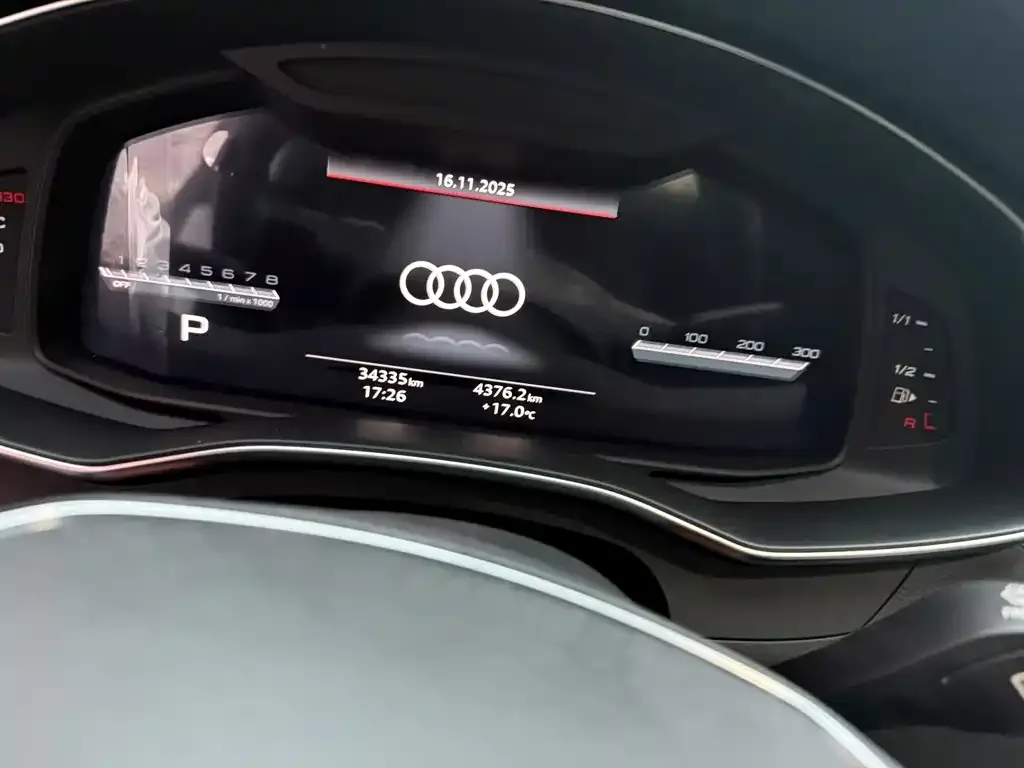 Audi A7 2023 из CN, фото 4