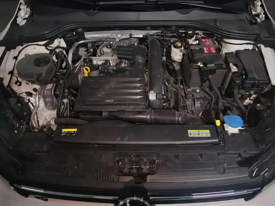 Volkswagen Golf 2021 из CN, фото 10