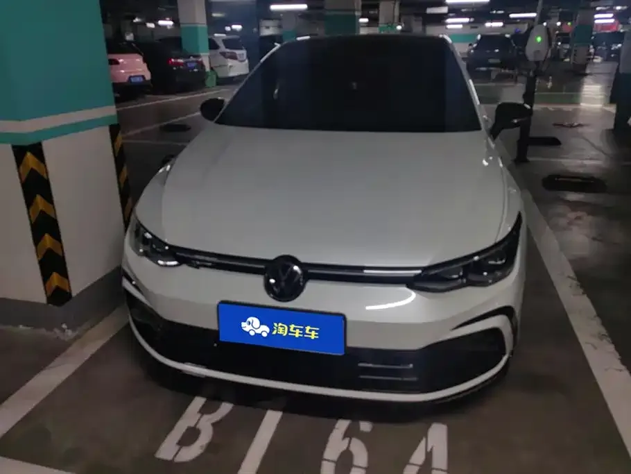 Volkswagen Golf 2021 из CN, фото 2