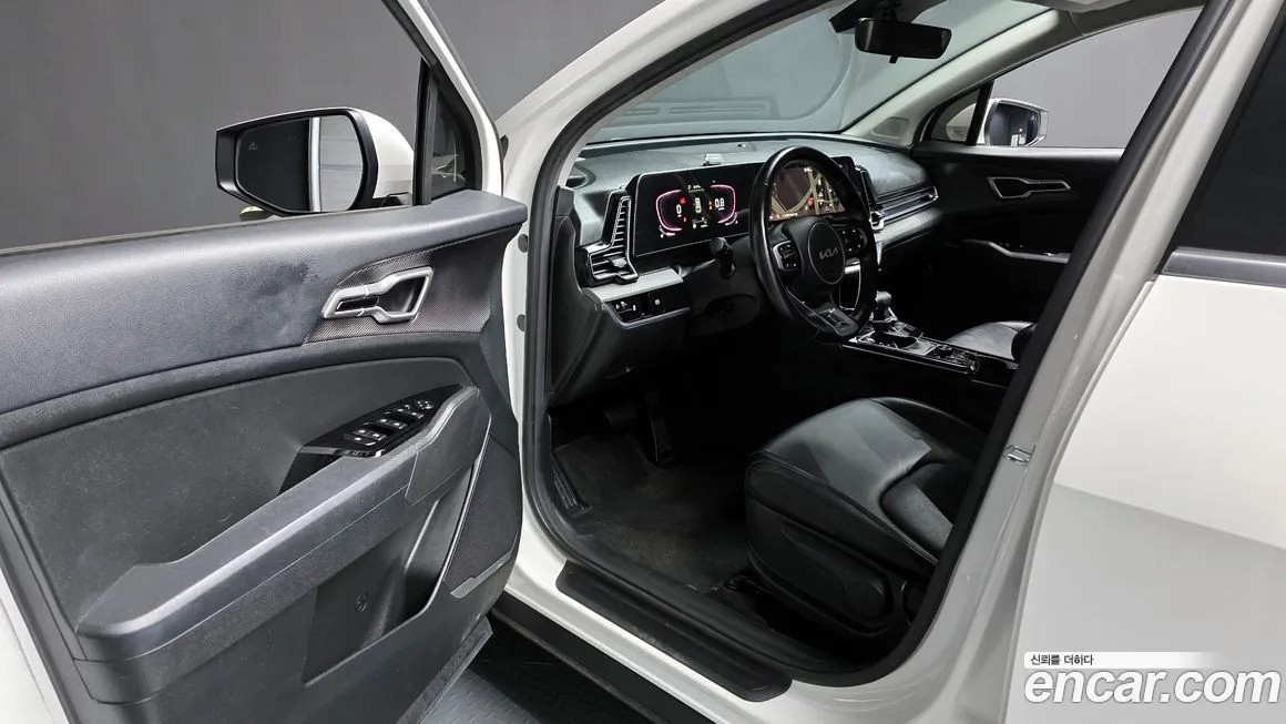 Kia Sportage — фото 10
