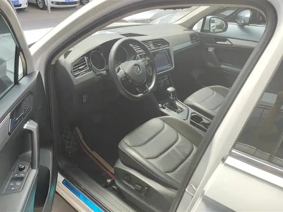 Volkswagen Tiguan L 2021 из CN, фото 9