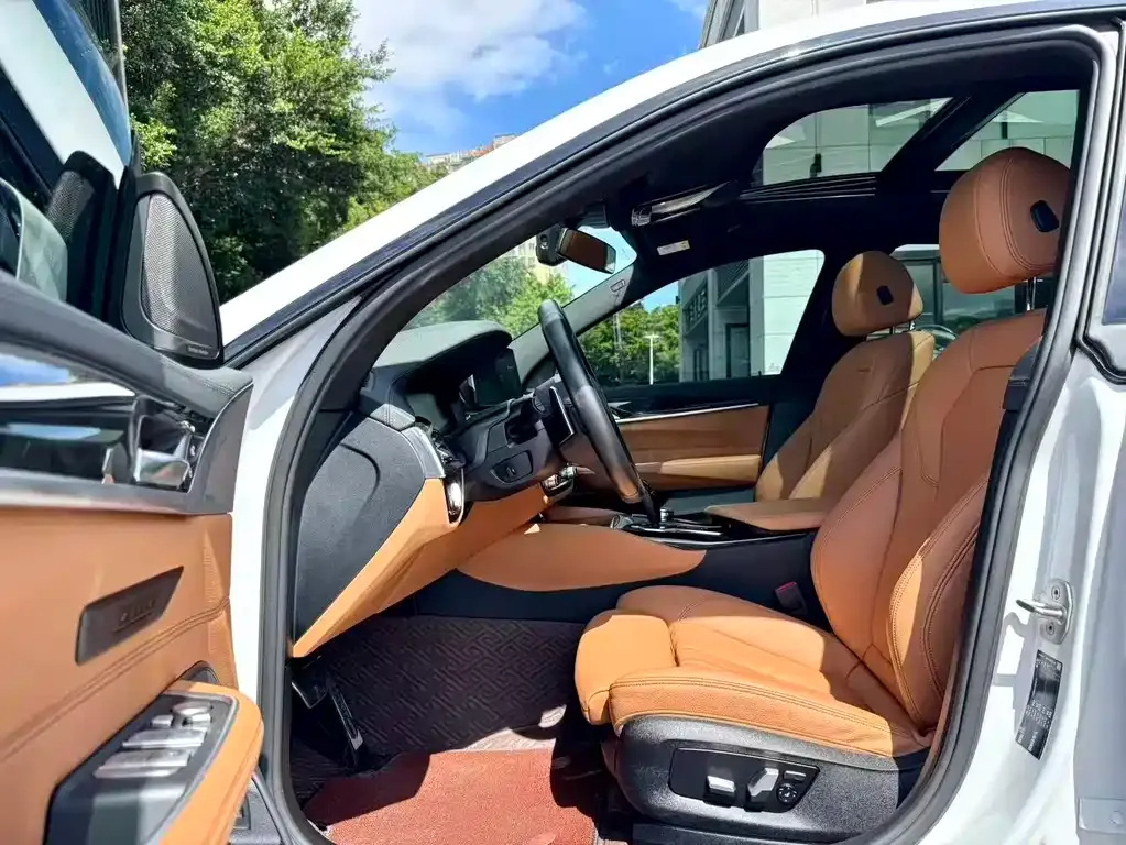 BMW 6 Series GT 2024 из CN, фото 7