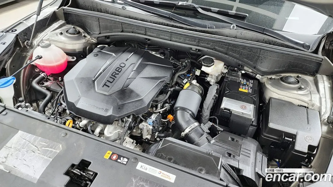 Kia Sorento — фото 6