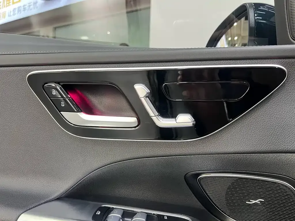 Mercedes-Benz C-Class 2023 из CN, фото 3