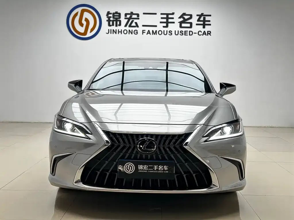 Lexus ES — фото 2