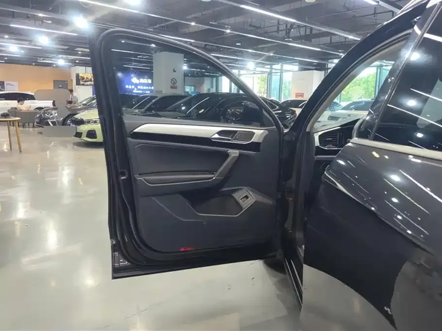 Volkswagen Tayron 2021 из CN, фото 7