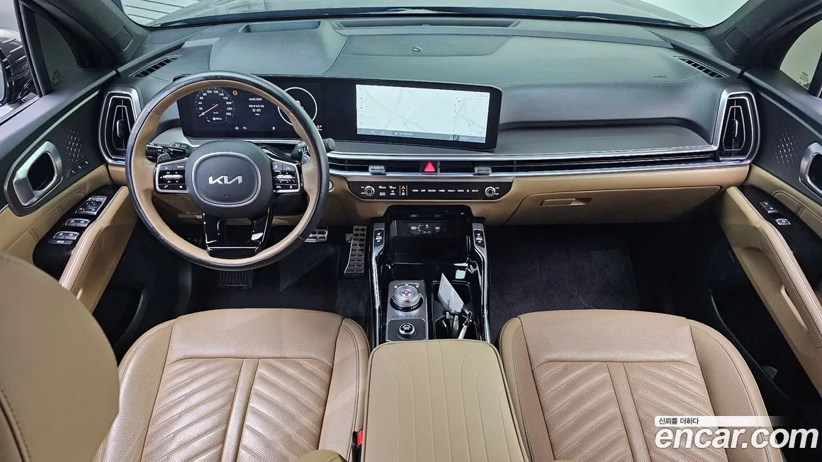 Kia Sorento — фото 7