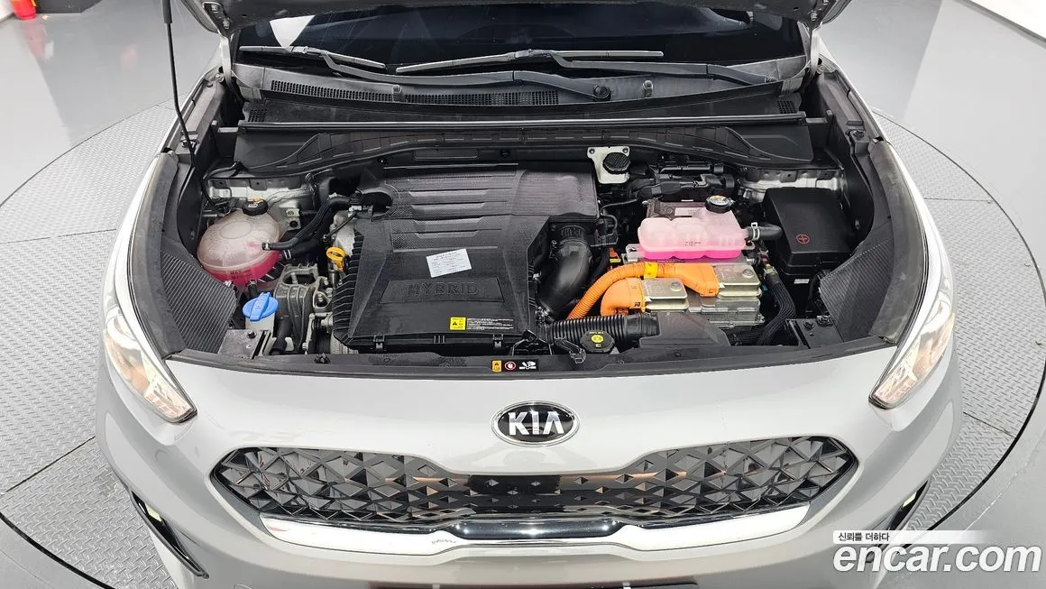 Kia Niro — фото 6