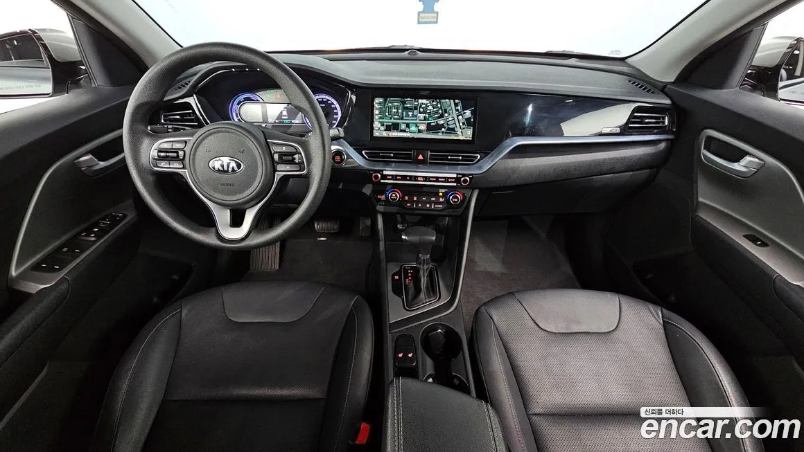 Kia Niro — фото 7