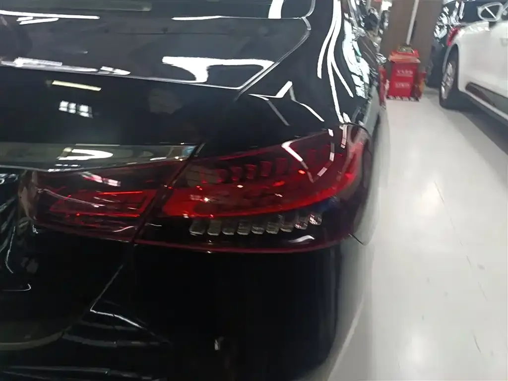 Mercedes-Benz E-Class 2022 из CN, фото 8