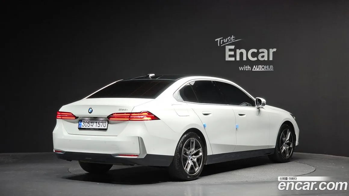 BMW 5-Series 2024 из KR, фото 2