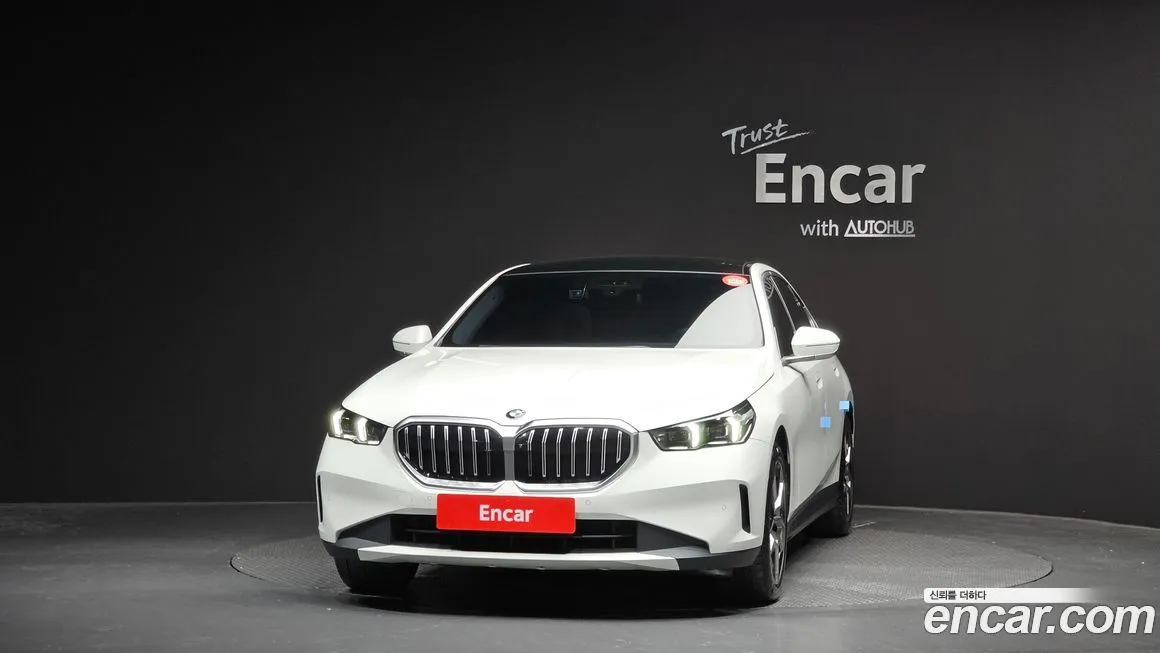 BMW 5-Series 2024 из KR, фото 3