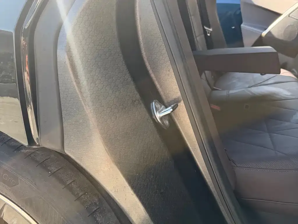 BMW iX 2023 из CN, фото 8