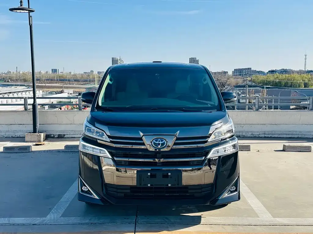 Toyota Vellfire 2021 из CN, фото 2